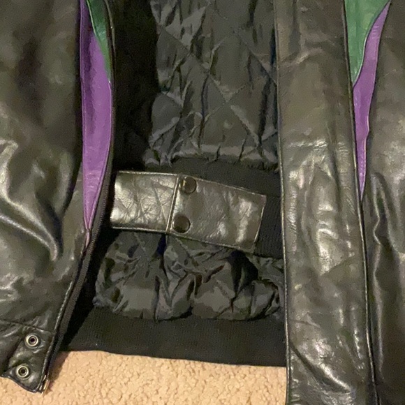 Heavy duty, genuine leather snowmobile suit. - Picture 6 of 16